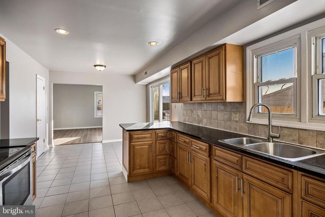 47 PRIMROSE LN, Willingboro, NJ 08046