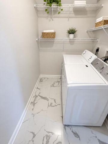 107 HALF MOON Circle D, Jupiter, FL 33458