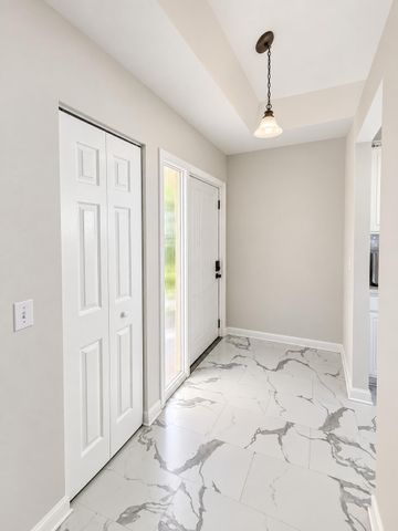 107 HALF MOON Circle D, Jupiter, FL 33458
