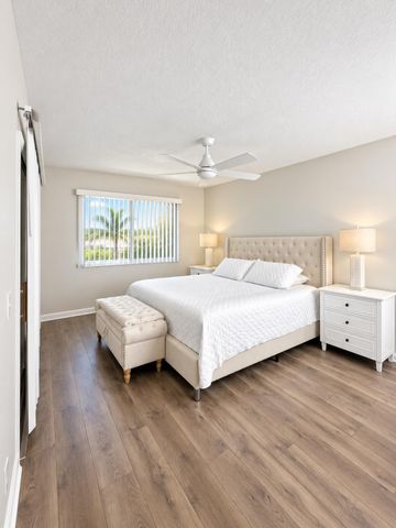 107 HALF MOON Circle D, Jupiter, FL 33458