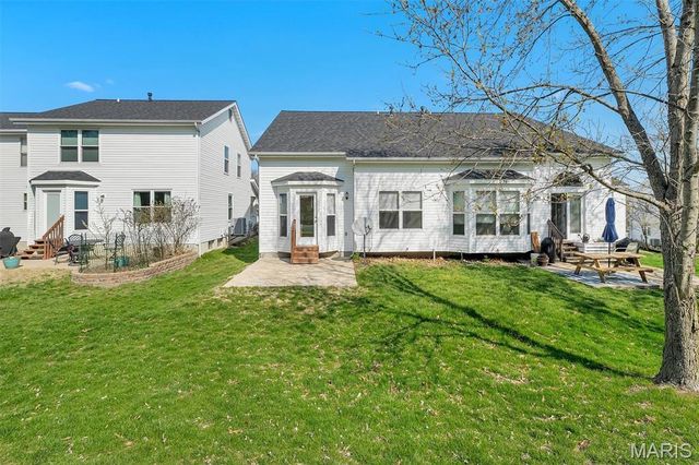 1249 Big Bend Crossing Drive, Manchester, MO 63088