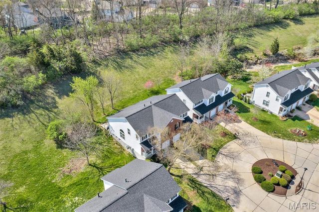 1249 Big Bend Crossing Drive, Manchester, MO 63088