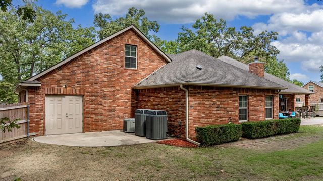 29524 S 585 Court, Grove, OK 74344