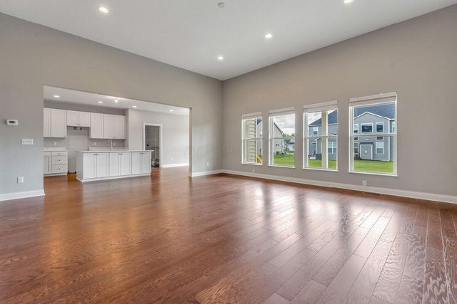 5486 Scotch Woods Drive, Grove City, OH 43123