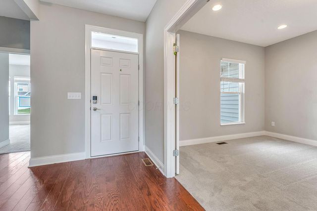 5486 Scotch Woods Drive, Grove City, OH 43123