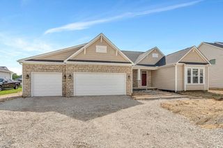 5486 Scotch Woods Drive, Grove City, OH 43123