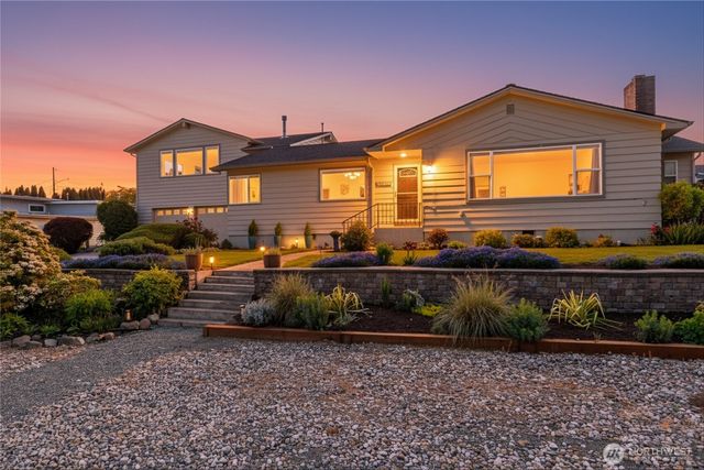 1119 Longview Avenue, Anacortes, WA 98221