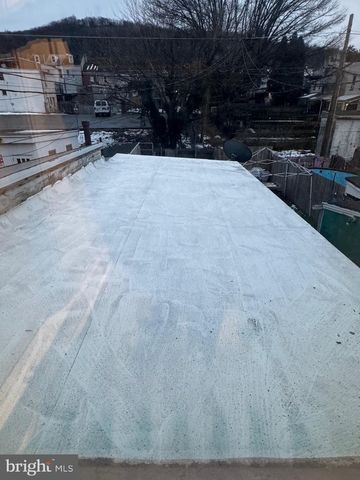 1220 MUHLENBERG ST, Reading, PA 19602