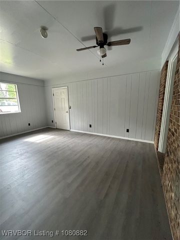 614 N School Street, Charleston, AR 72933