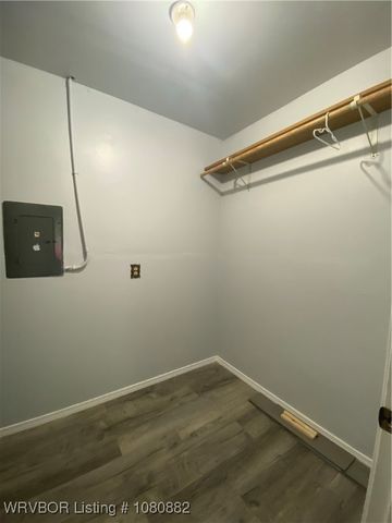 614 N School Street, Charleston, AR 72933