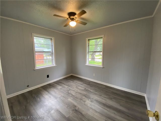 614 N School Street, Charleston, AR 72933