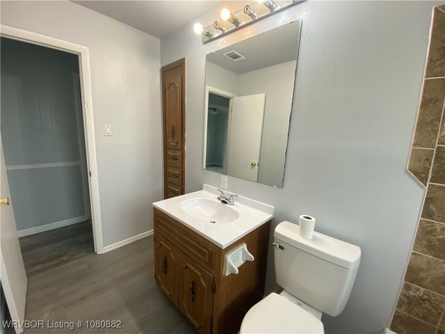 614 N School Street, Charleston, AR 72933