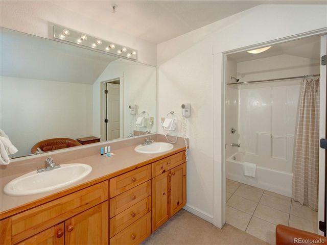 57 Lake Ridge Cir 1850, Dillon, CO 80435