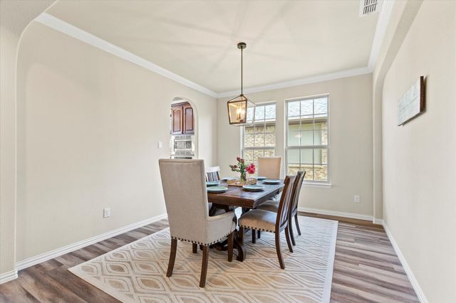 7615 Watercrest Lane, Grand Prairie, TX 75054