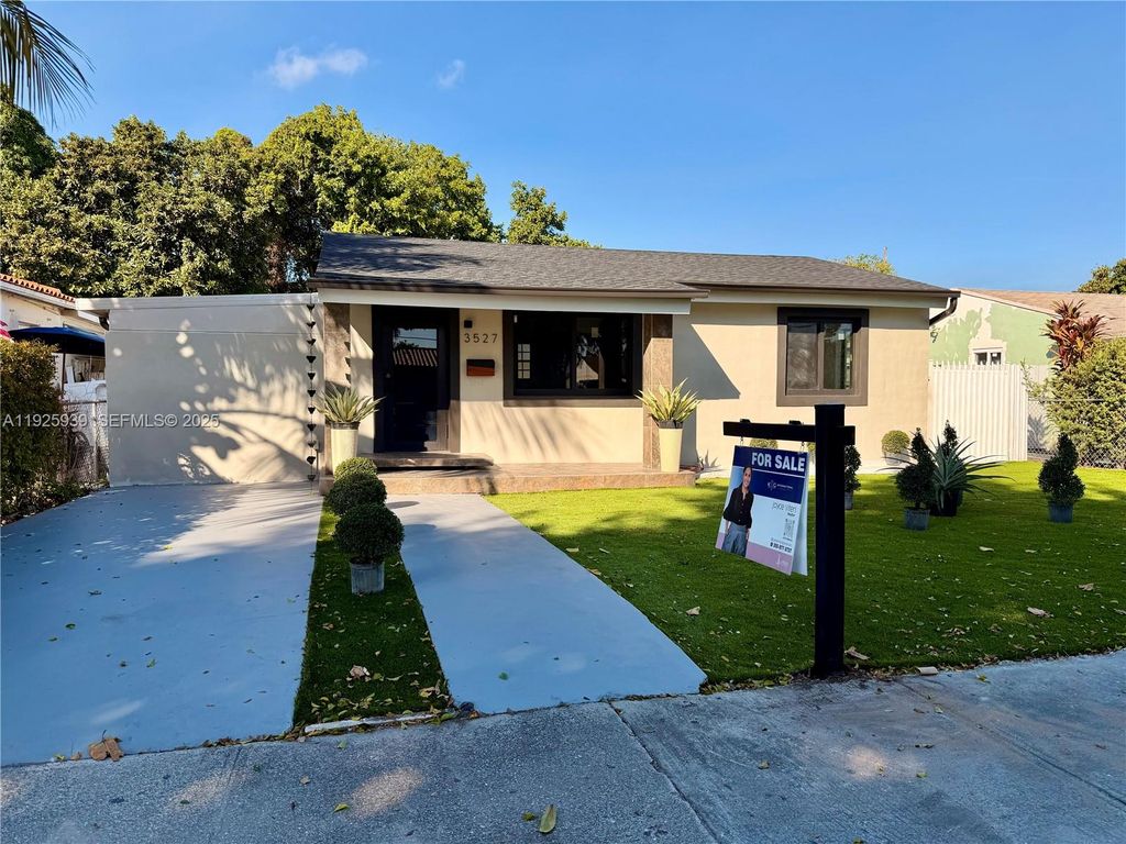 3527 NW 17th St, Miami, FL 33125