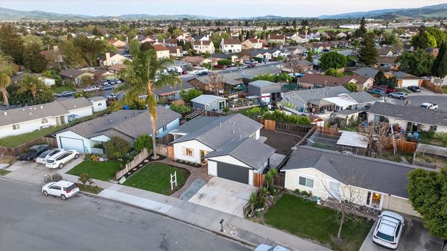 361 McCarthy Street, Hollister, CA 95023