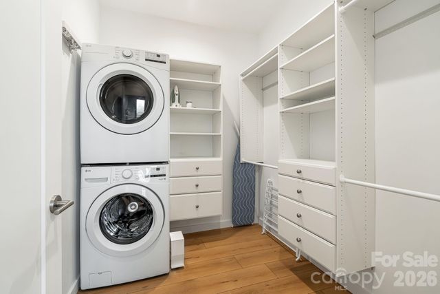 306 Broad Vista Lane, Asheville, NC 28804