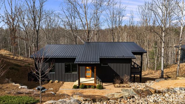 306 Broad Vista Lane, Asheville, NC 28804