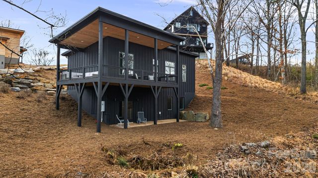 306 Broad Vista Lane, Asheville, NC 28804