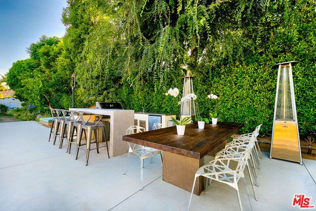 721 N Beverly Drive, Beverly Hills, CA 90210