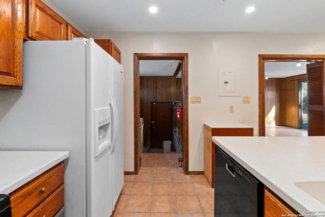 4403 Diamondhead Dr, San Antonio, TX 78218