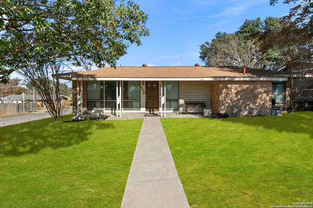 4403 Diamondhead Dr, San Antonio, TX 78218