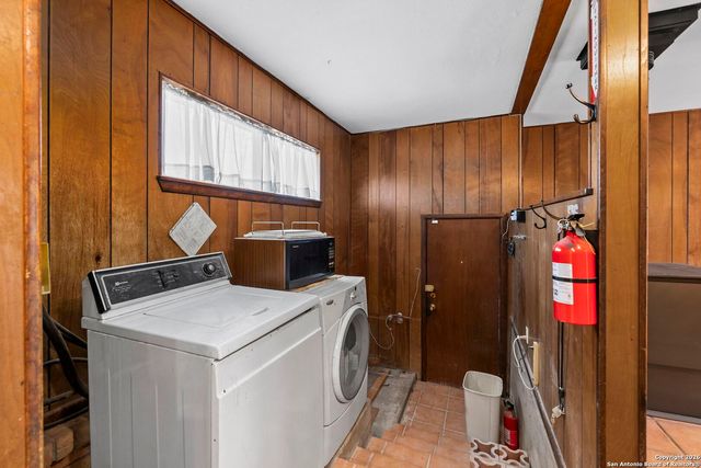 4403 Diamondhead Dr, San Antonio, TX 78218