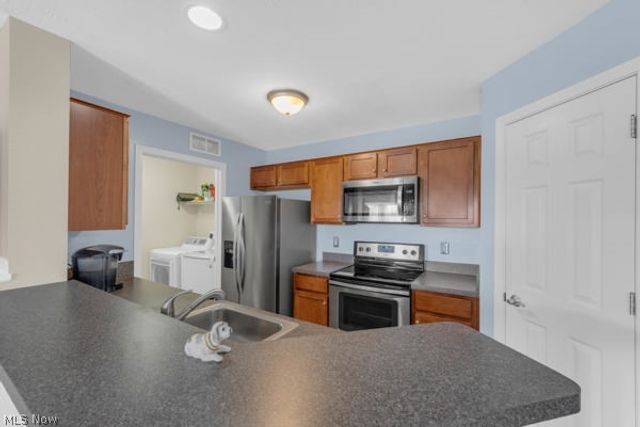 23004 Chandlers Lane 347, Olmsted Falls, OH 44138