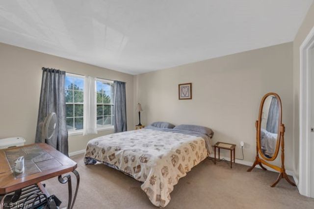 23004 Chandlers Lane 347, Olmsted Falls, OH 44138