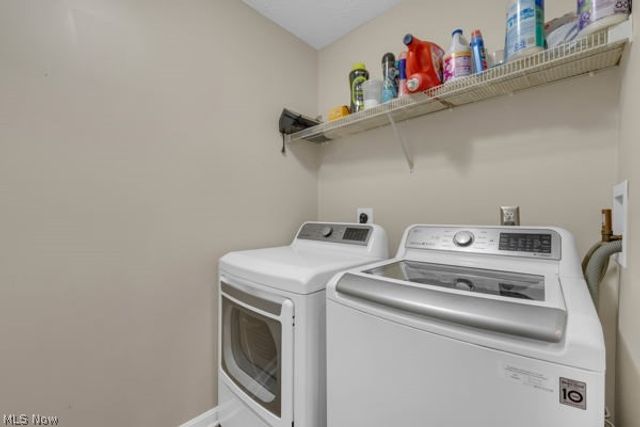 23004 Chandlers Lane 347, Olmsted Falls, OH 44138