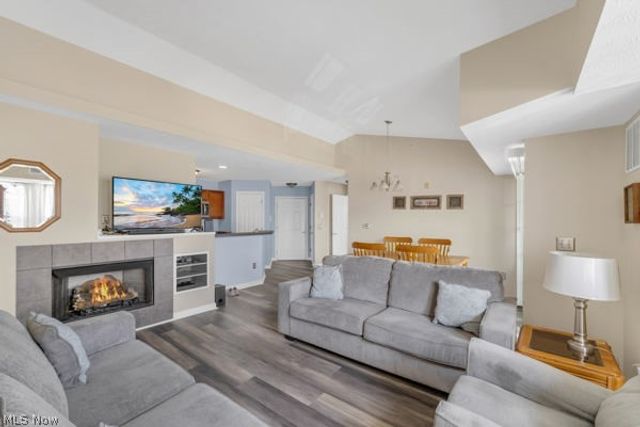 23004 Chandlers Lane 347, Olmsted Falls, OH 44138