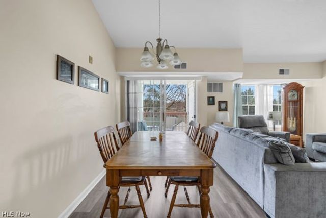 23004 Chandlers Lane 347, Olmsted Falls, OH 44138