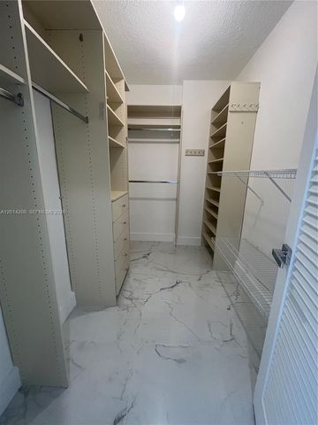 3505 S Ocean Dr 210, Hollywood, FL 33019