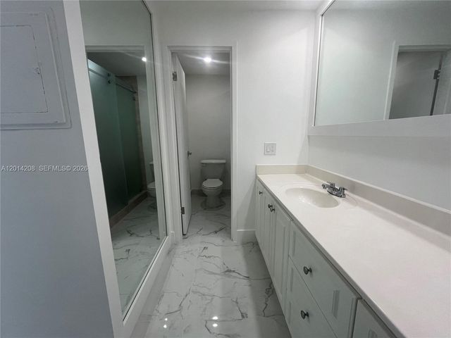 3505 S Ocean Dr 210, Hollywood, FL 33019
