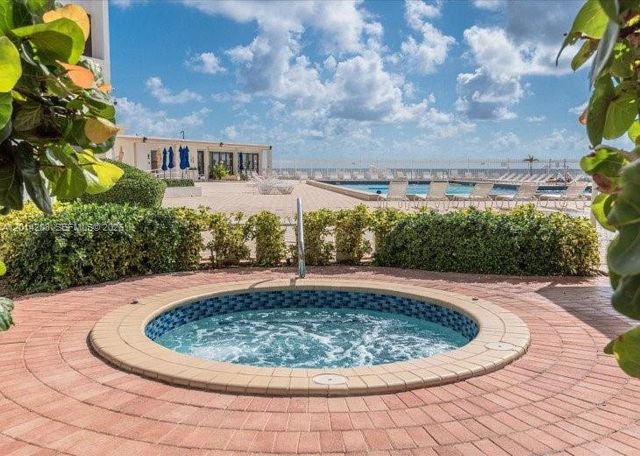 3505 S Ocean Dr 210, Hollywood, FL 33019