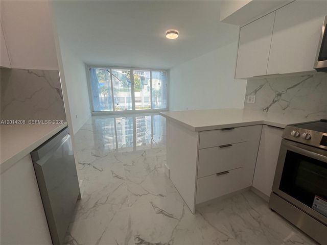 3505 S Ocean Dr 210, Hollywood, FL 33019