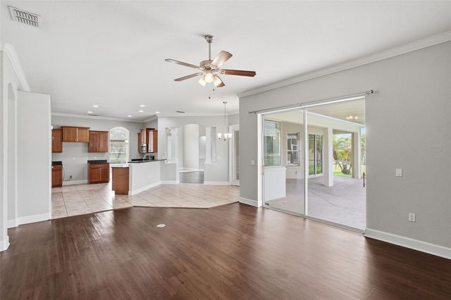200 LAKE ARIETTA COURT, Auburndale, FL 33823