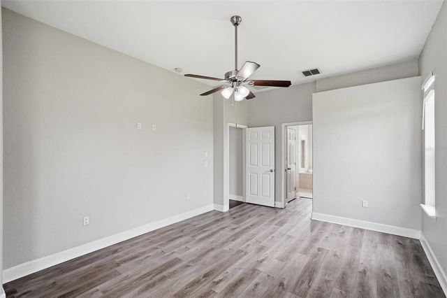 200 LAKE ARIETTA COURT, Auburndale, FL 33823