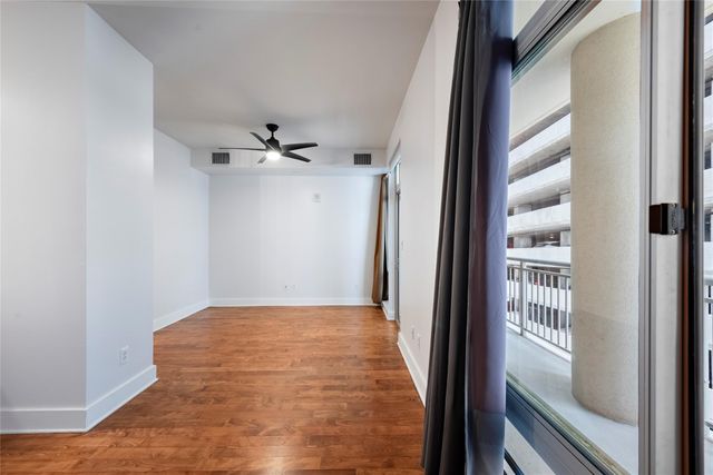 603 Davis ST 708, Austin, TX 78701