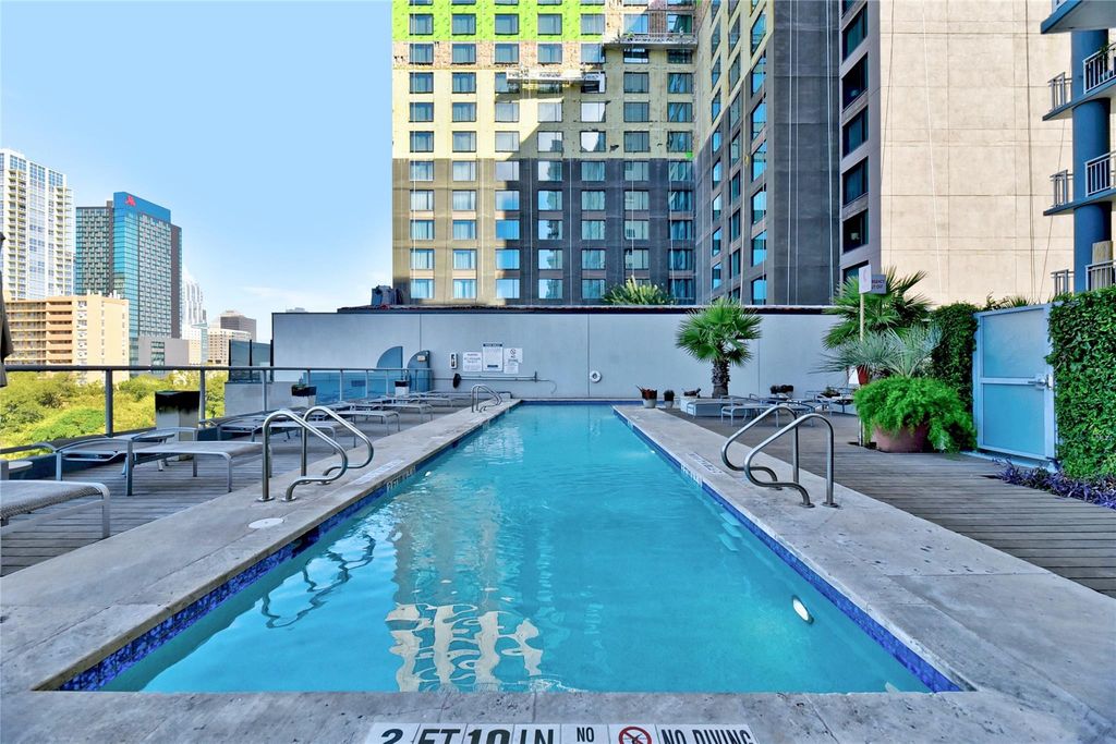 603 Davis ST 708, Austin, TX 78701