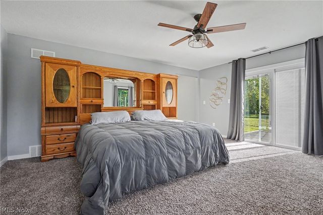 8099 W Western Reserve Road, Canfield, OH 44406
