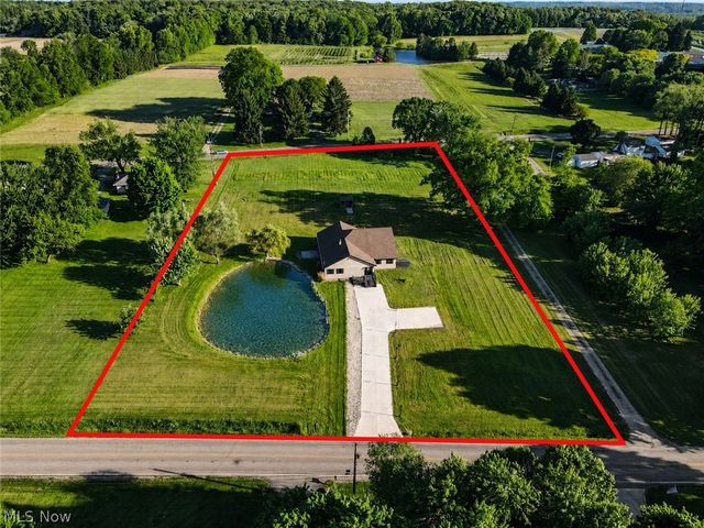 8099 W Western Reserve Road, Canfield, OH 44406
