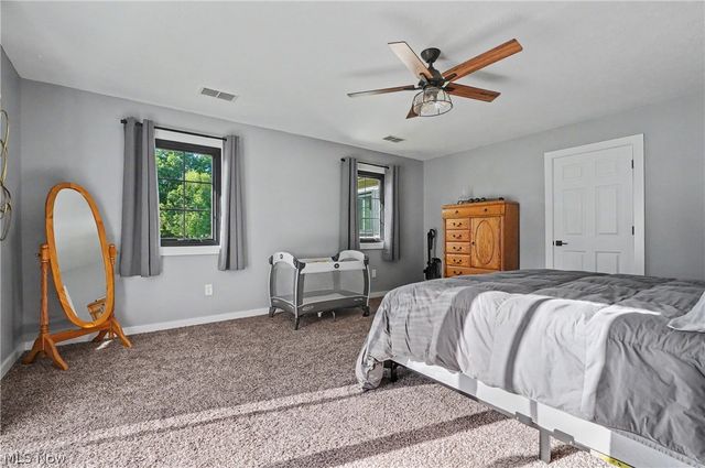 8099 W Western Reserve Road, Canfield, OH 44406