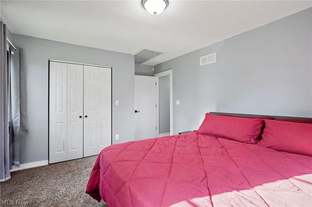8099 W Western Reserve Road, Canfield, OH 44406