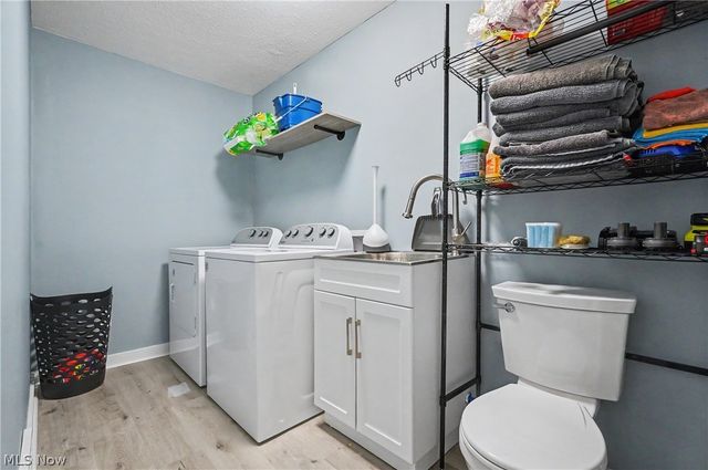 8099 W Western Reserve Road, Canfield, OH 44406