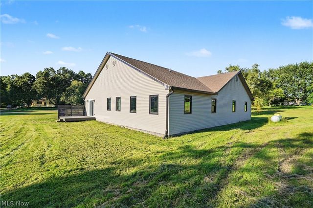 8099 W Western Reserve Road, Canfield, OH 44406