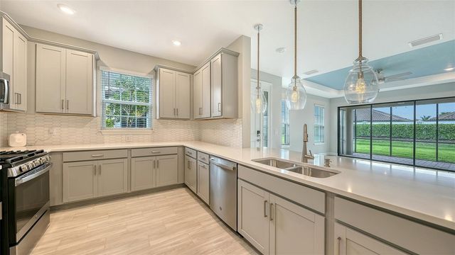 10089 MORNING MIST LN LANE, Sarasota, FL 34241