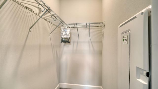 10089 MORNING MIST LN LANE, Sarasota, FL 34241