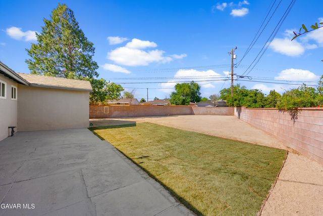 45309 Newtree Avenue, Lancaster, CA 93534