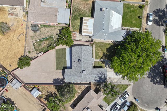 45309 Newtree Avenue, Lancaster, CA 93534